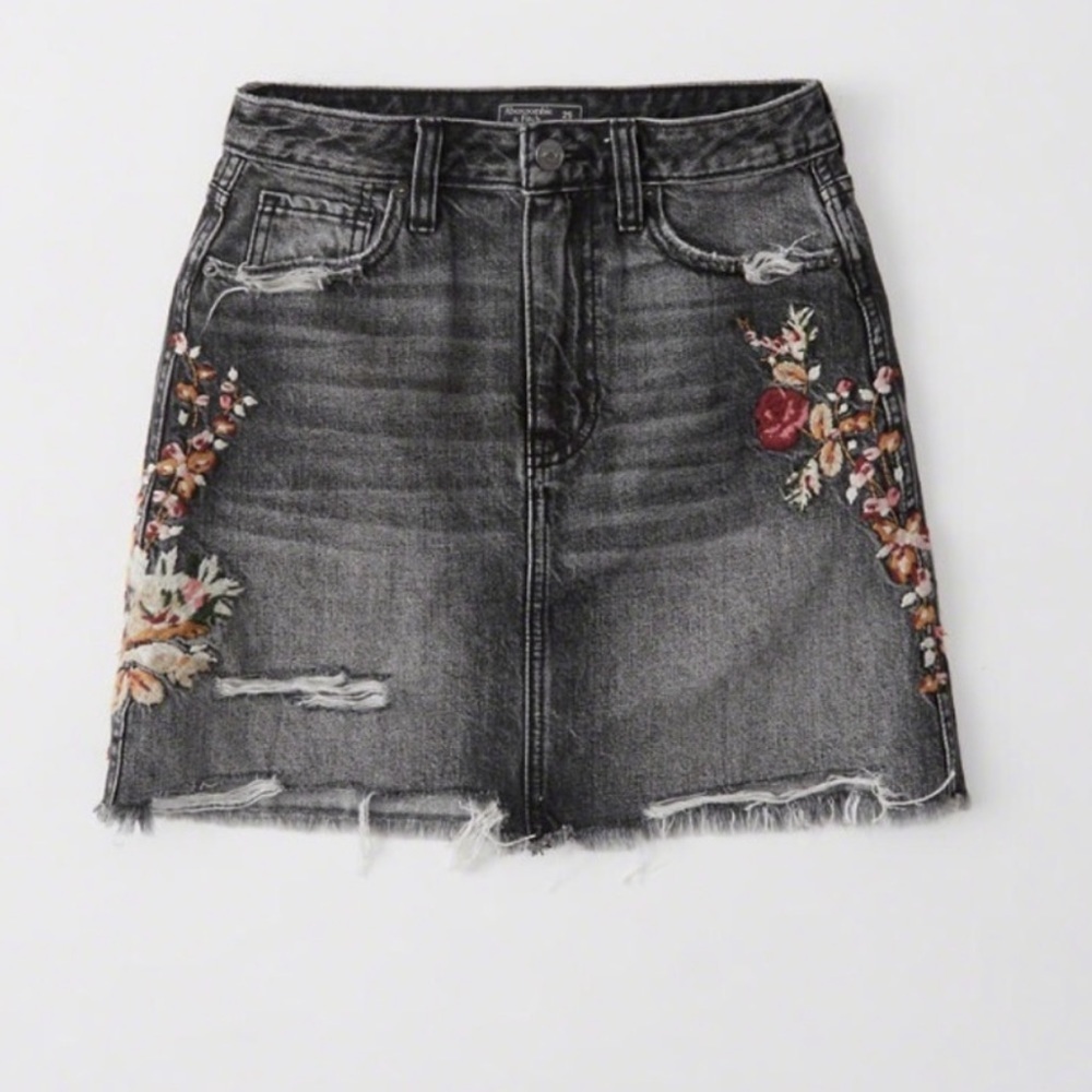 Abercrombie & Fitch Floral Embroidered Black Denim Skirt